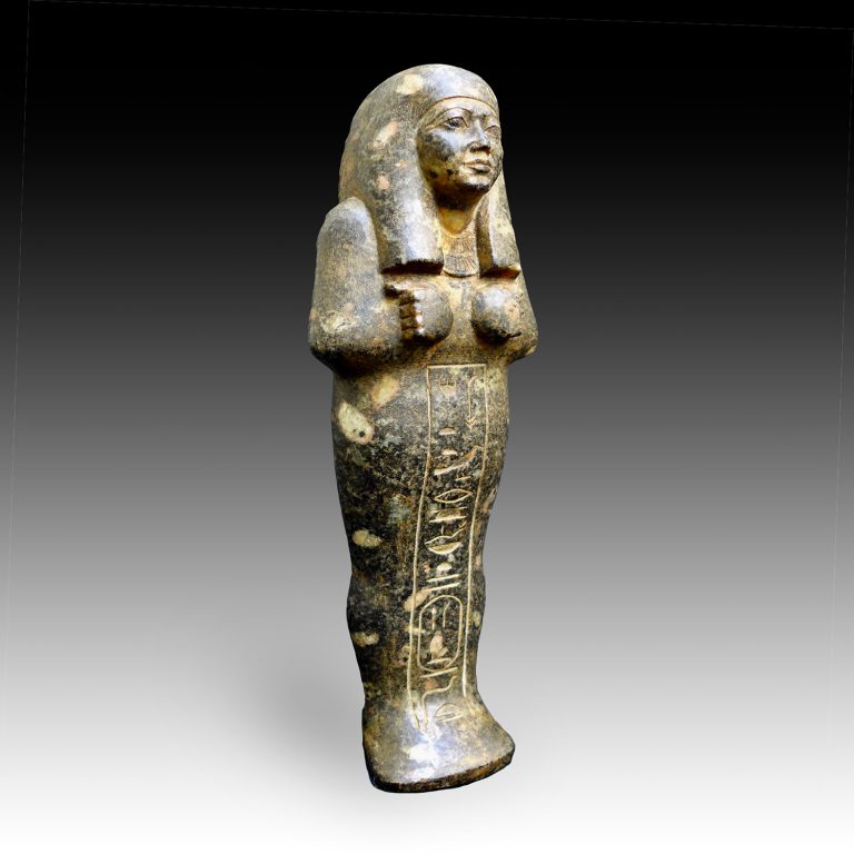 Large shabti of a wealthy woman